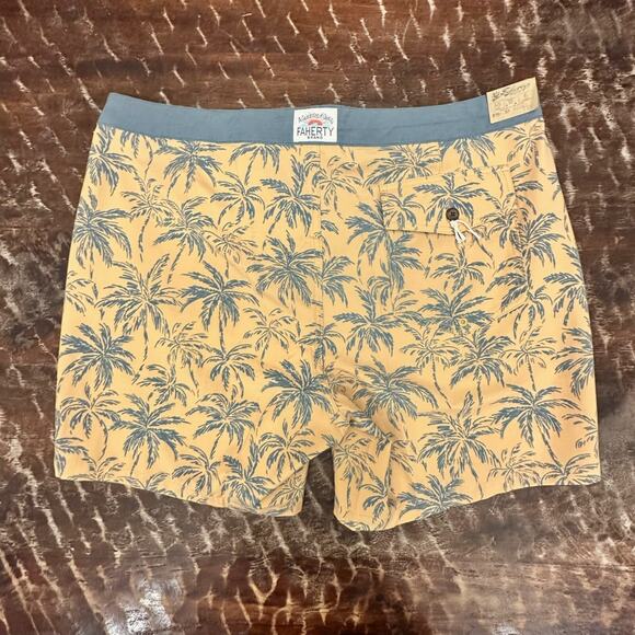 NWT Faherty Shorts Mens 36 Orange Hybrid Board Shorts Casual Beach Adult NWT - Picture 2 of 9